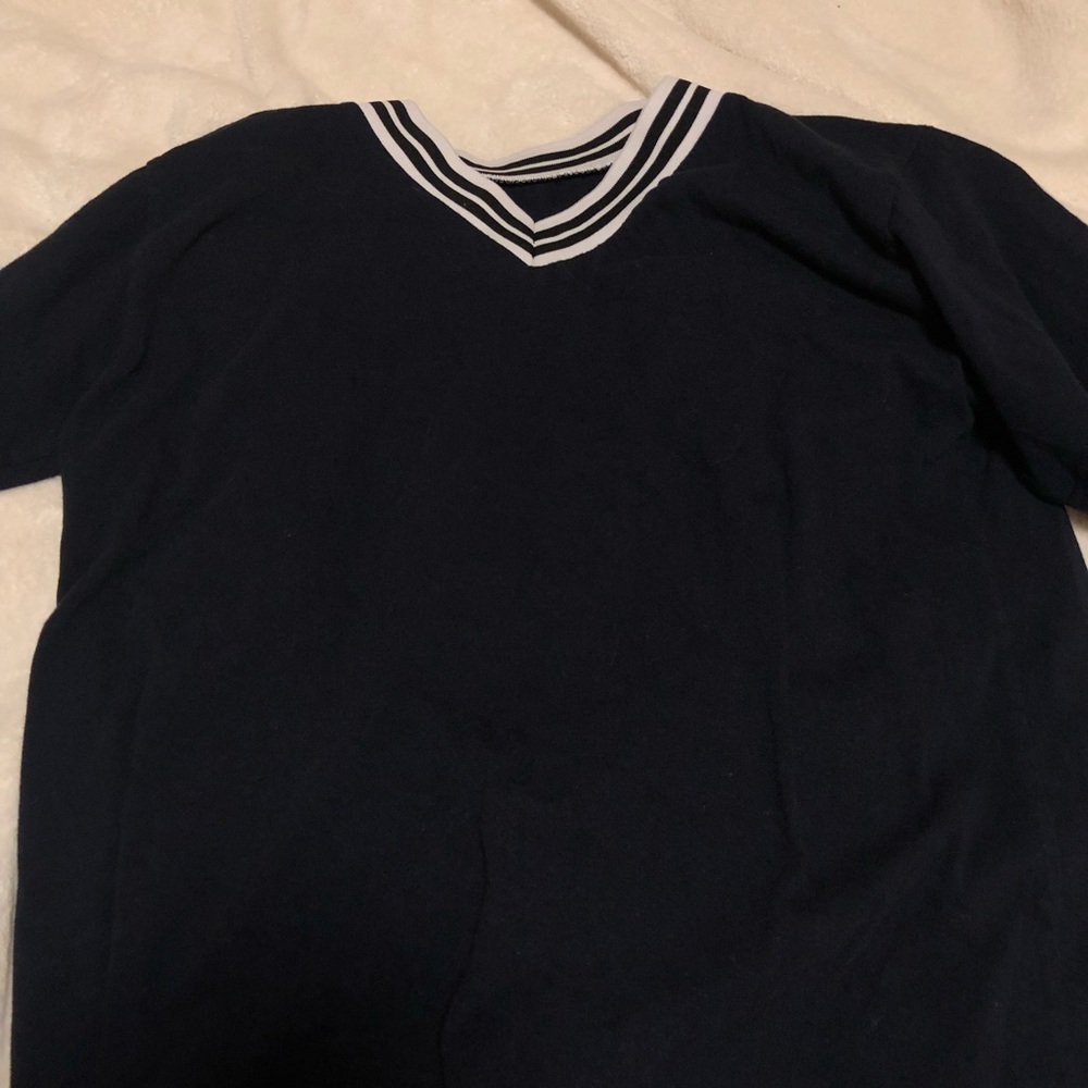 Short sleeve with stripe on collar